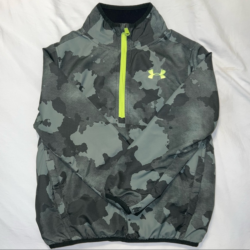 Boys Under Armour reversible fleece jacket
